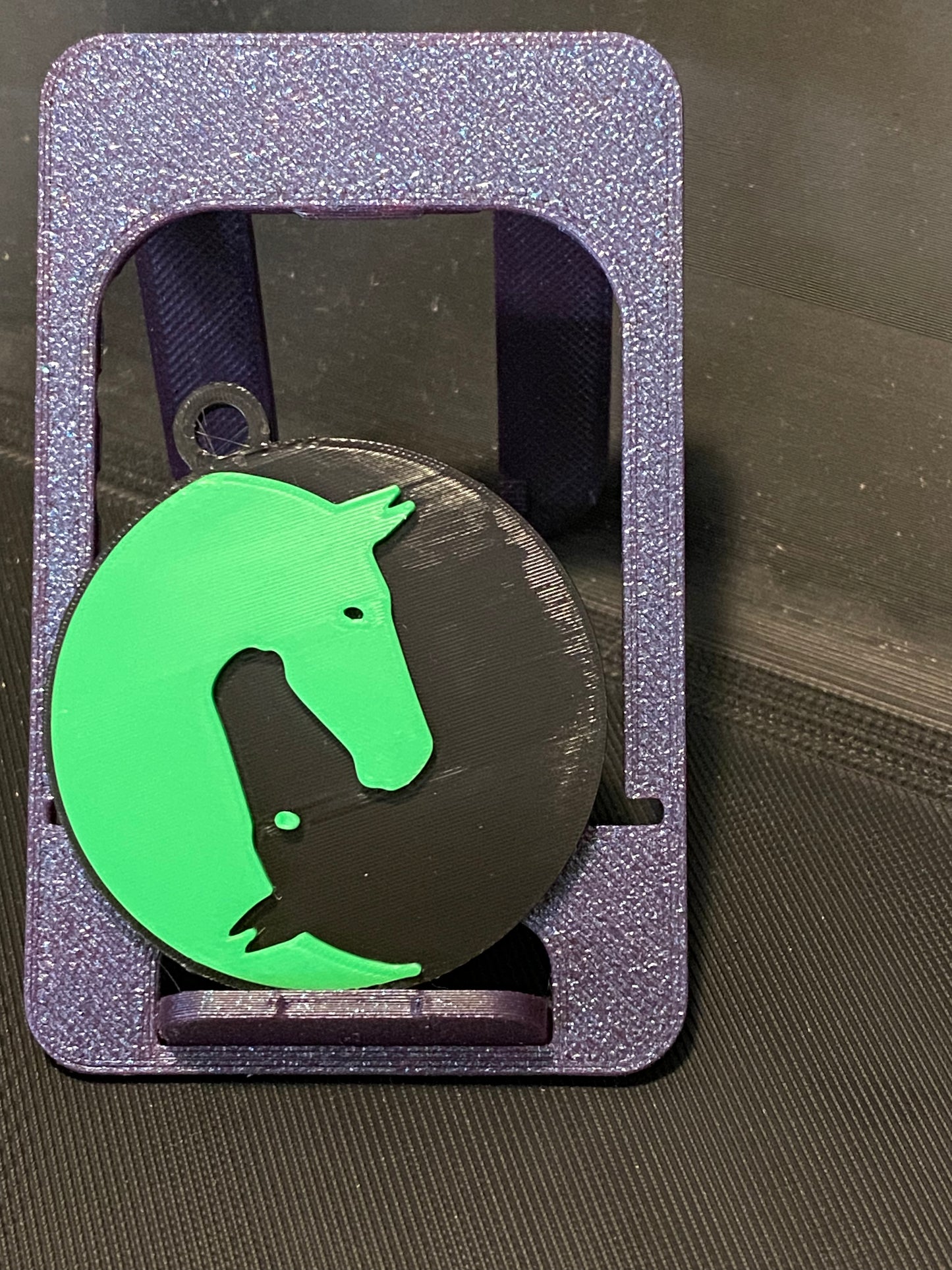 Two Horses Ying Yang Keyring - 45980.500 Black & Green