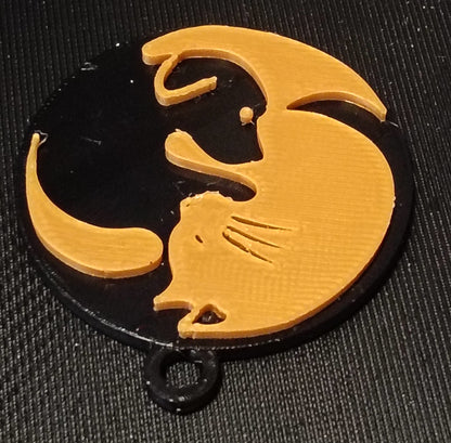 Cat & Dog Ying Yang Keyring - 45980.300 Black & Gold